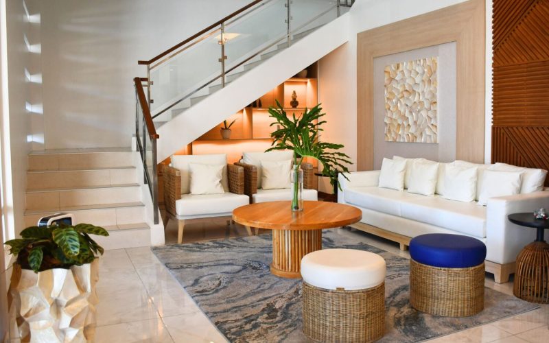 coast-wise-hotel-lobby